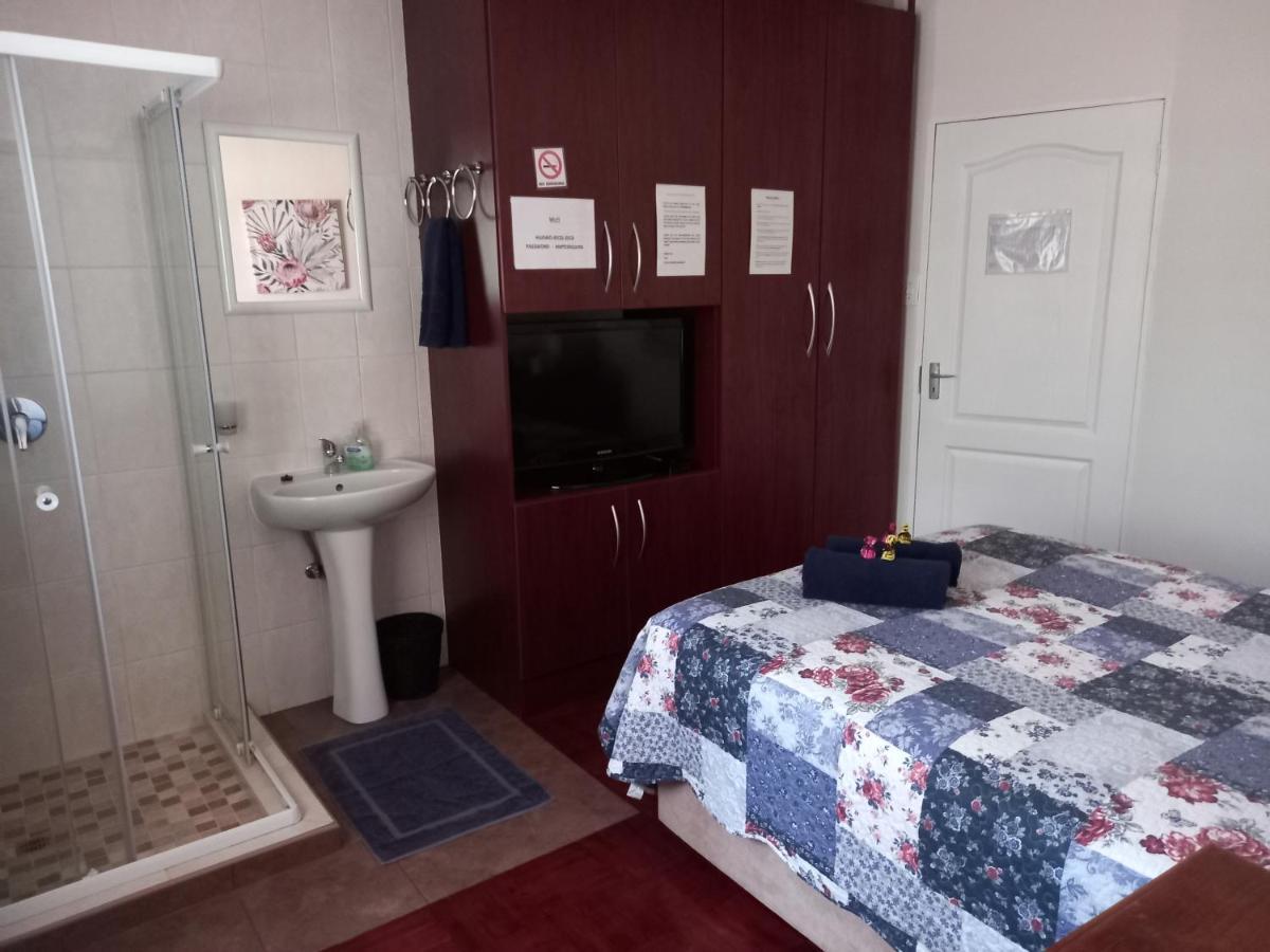 ואנדרביג'לפארק White Rose Guest House מראה חיצוני תמונה