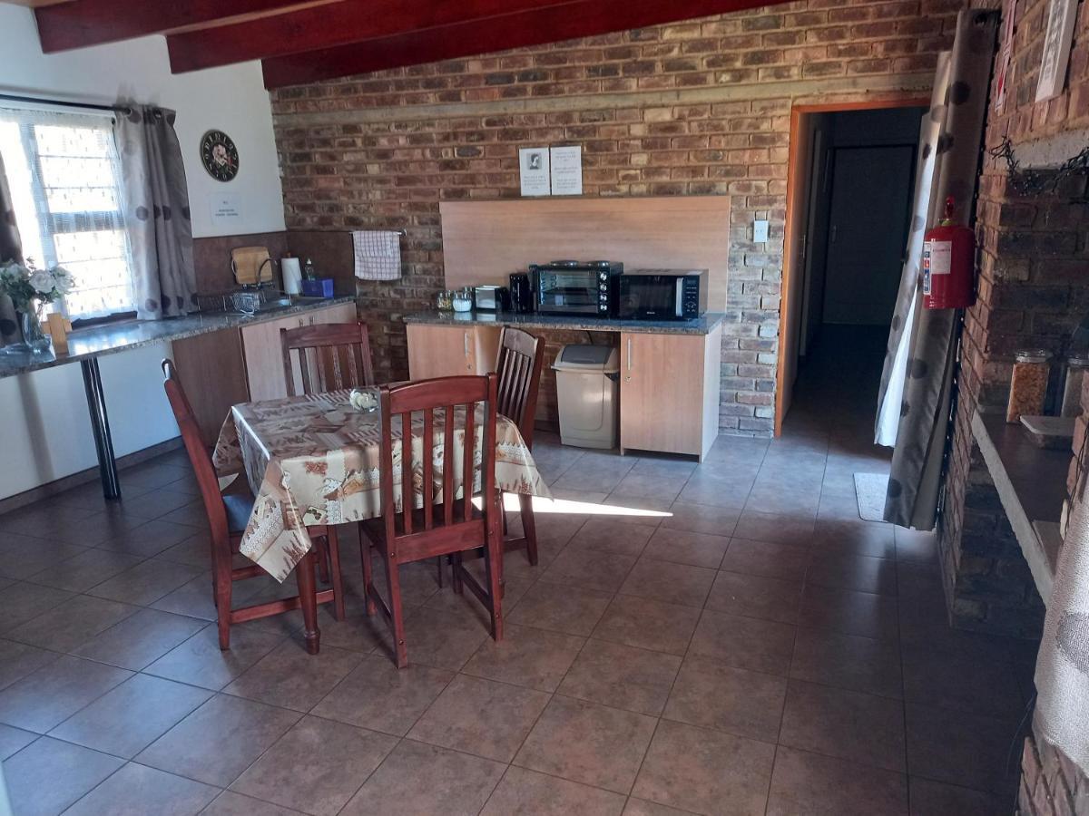 ואנדרביג'לפארק White Rose Guest House מראה חיצוני תמונה