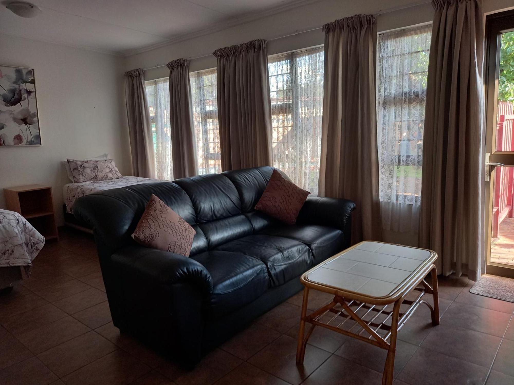 ואנדרביג'לפארק White Rose Guest House חדר תמונה